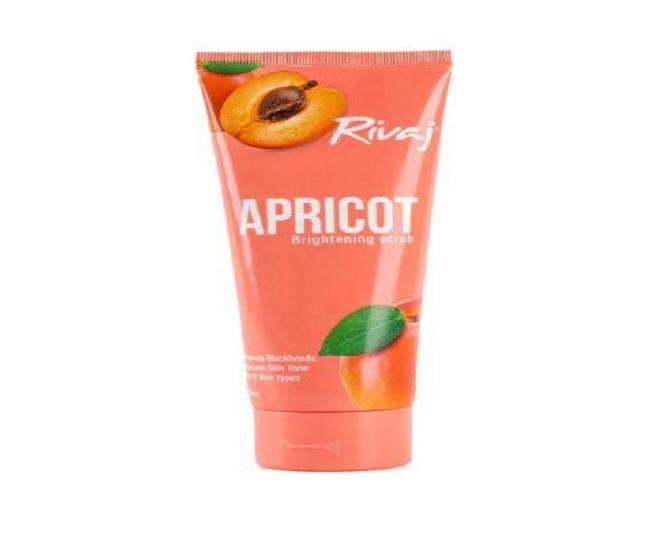 Apricot Brightening Scrub in Pakistan