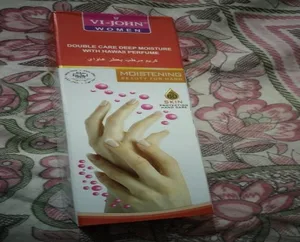 Vi John Moistening Beauty For Hand Cream in Pakistan